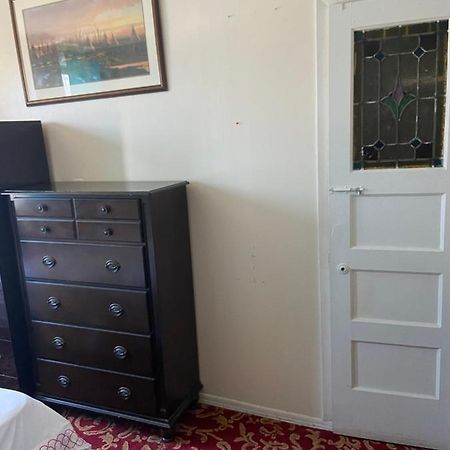 A Peaceful Room In Queens New York Exterior foto