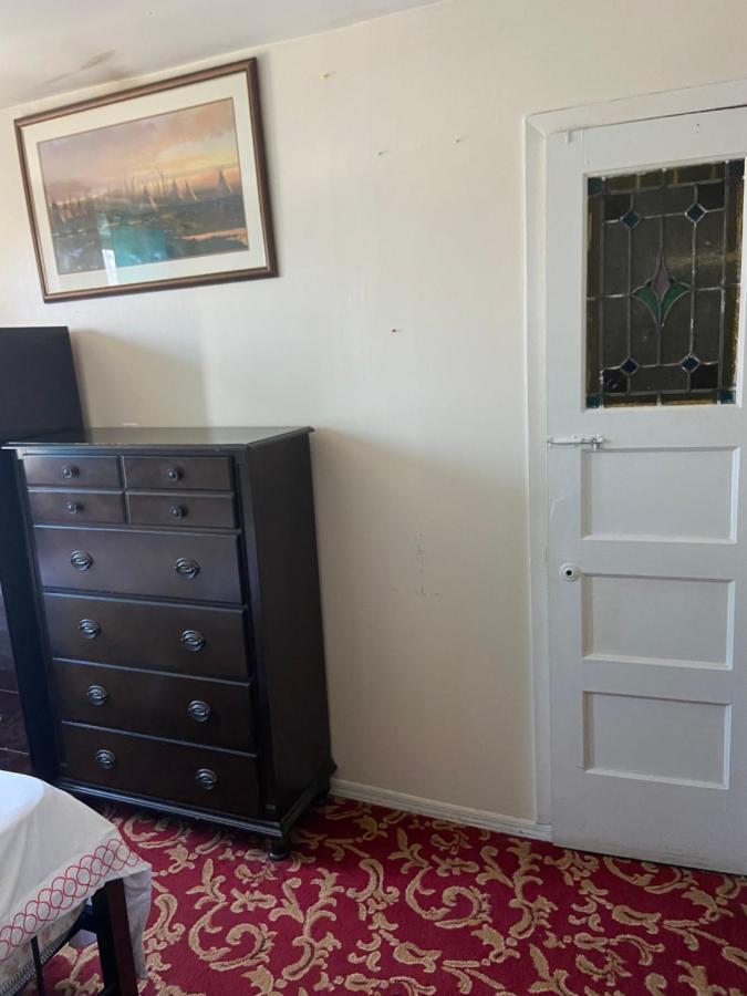 A Peaceful Room In Queens New York Exterior foto